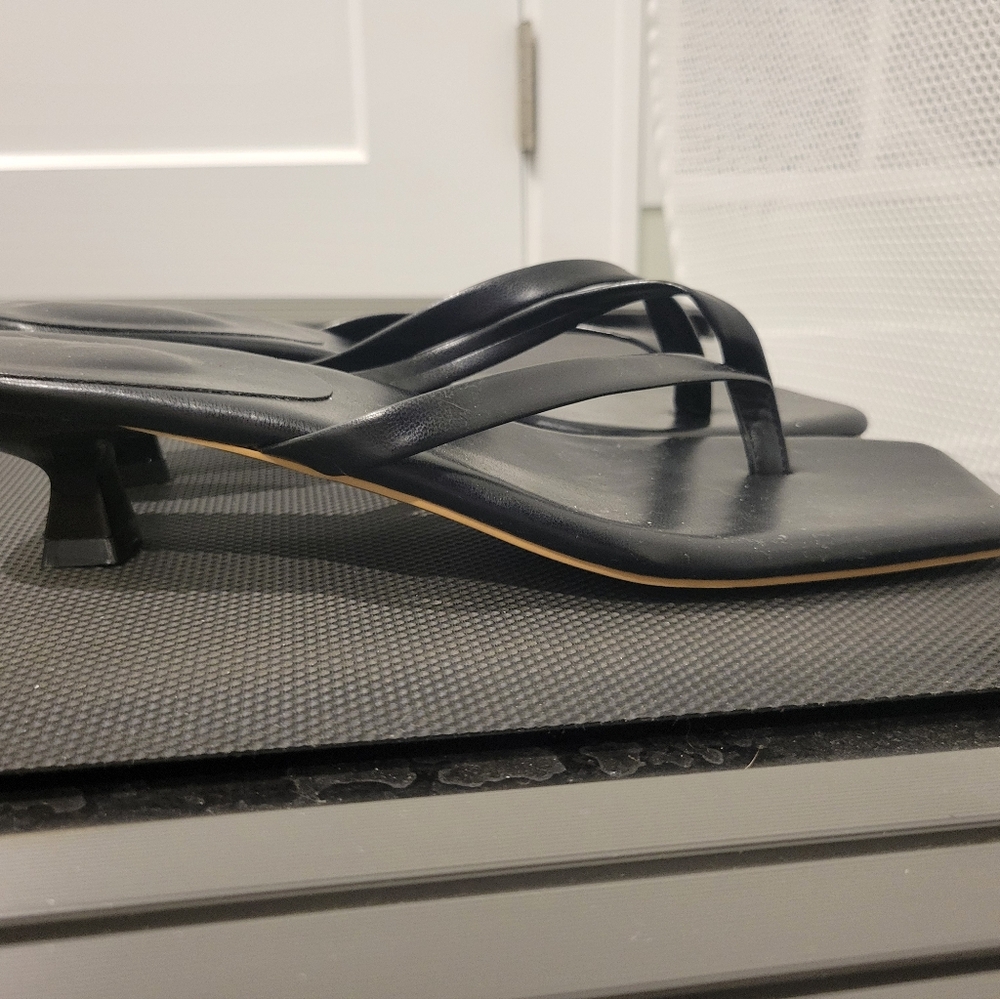 Women's black kitten heel sandals size 41